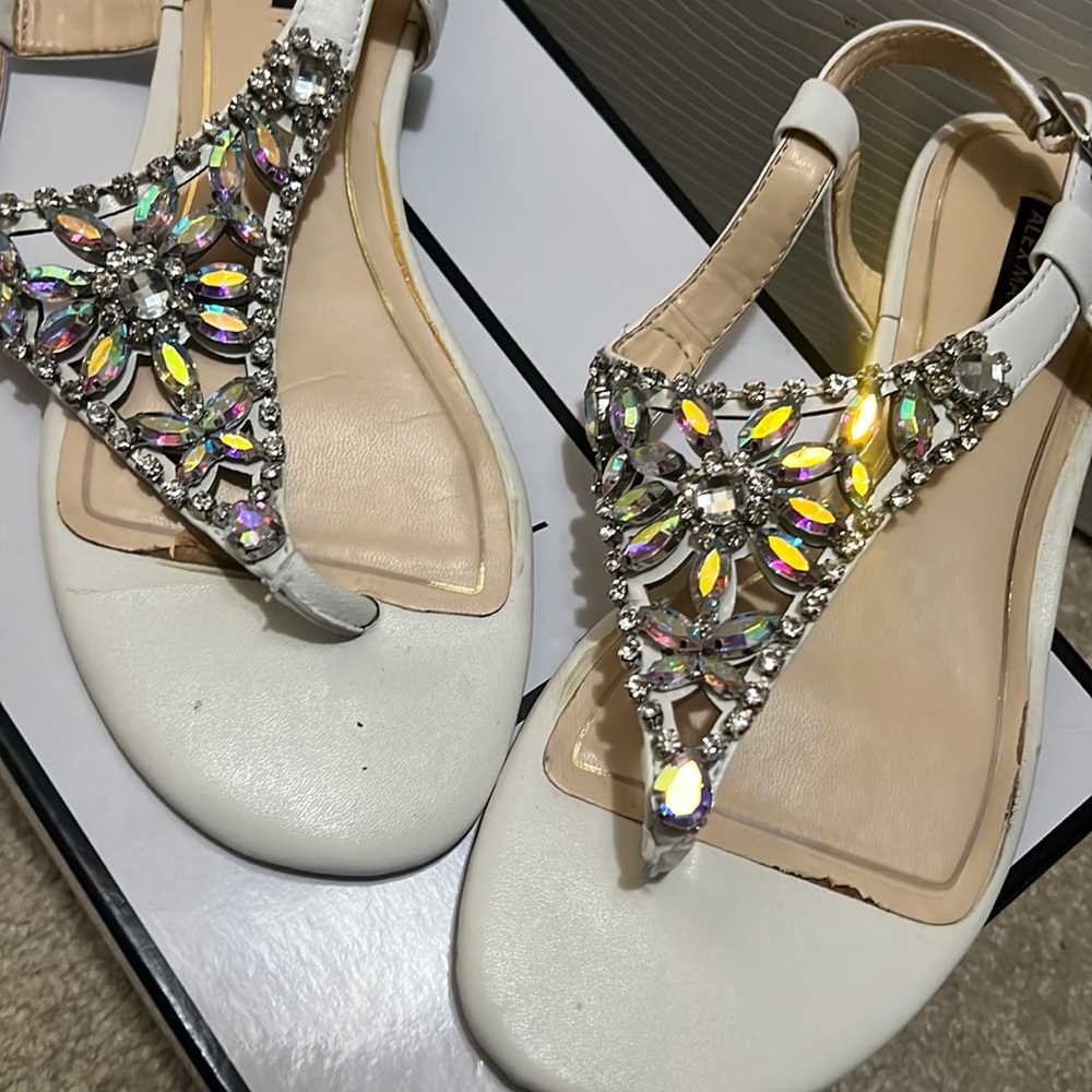 Sparkly flat sandals Sz 7.5